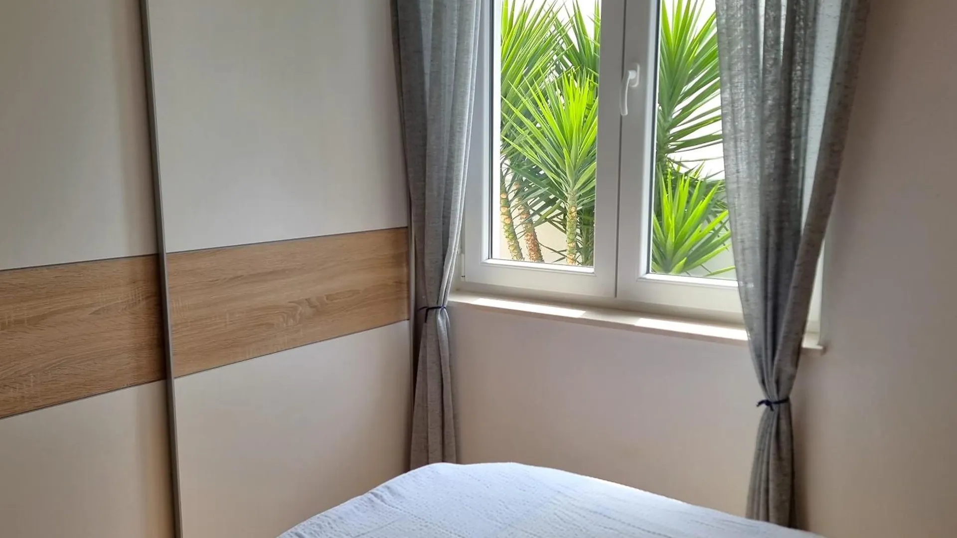 פריבלאקה Apartments Le Mare - Pool, Sandstrand, Meerblick, W-Lan, Grill